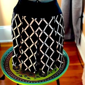 Creative Concepts pleated skirt size small